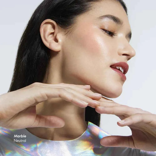 Illuskin Glow Reflective Foundation | The ONE | Oriflame
